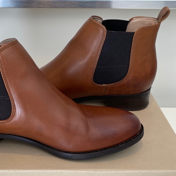 Clarks Chelsea Boots - Size 6 - Picture 16 of 16